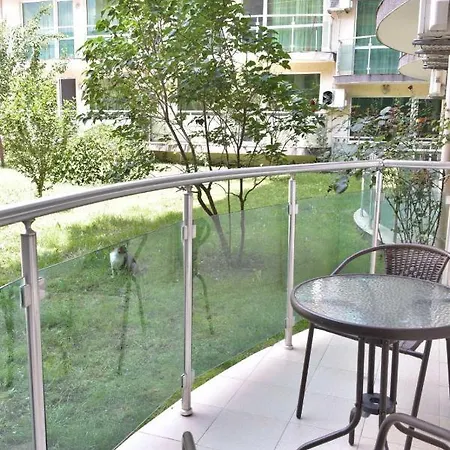 Apartment Двустаен Апартамент -Уютен И Удобен *